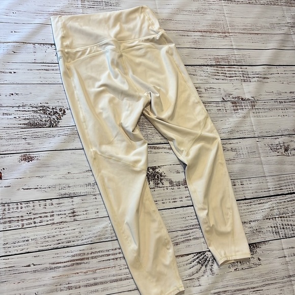 Fabletics Purelux Leggings Size L - Picture 2 of 6